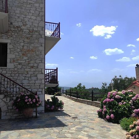 Meterizi Guesthouse Varvitsa Luaran gambar
