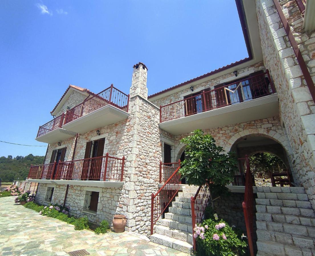 Meterizi Guesthouse Varvitsa Luaran gambar