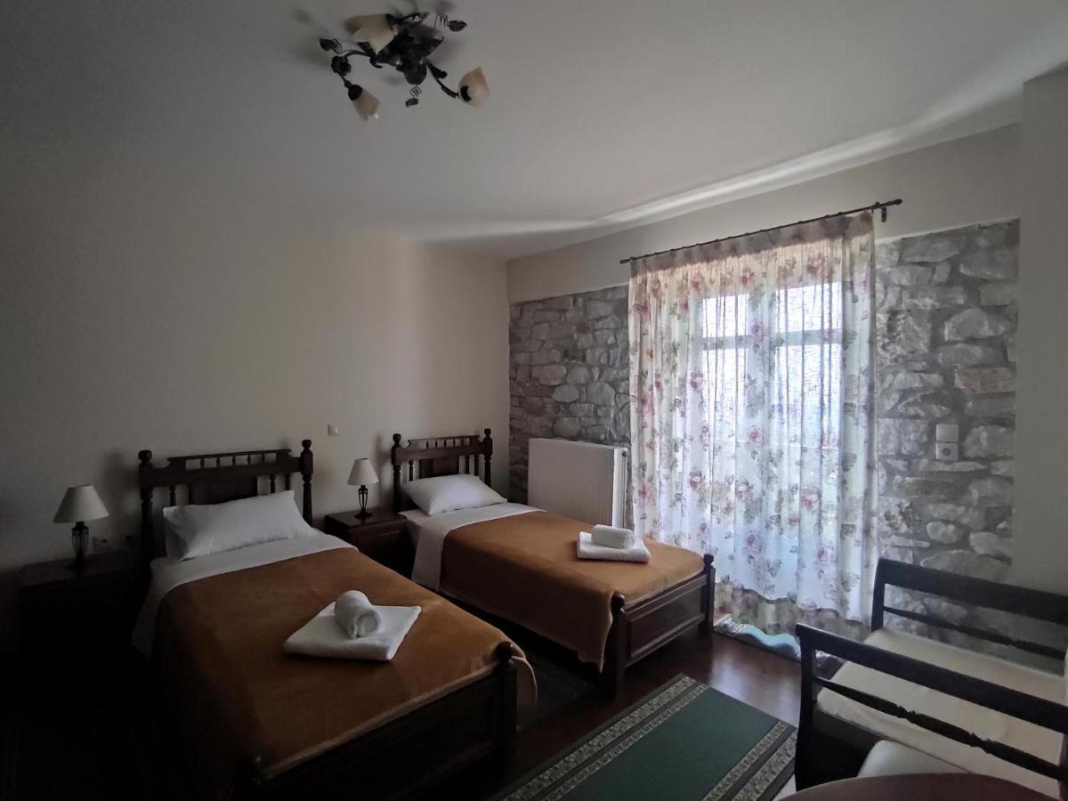 Meterizi Guesthouse Varvitsa Luaran gambar