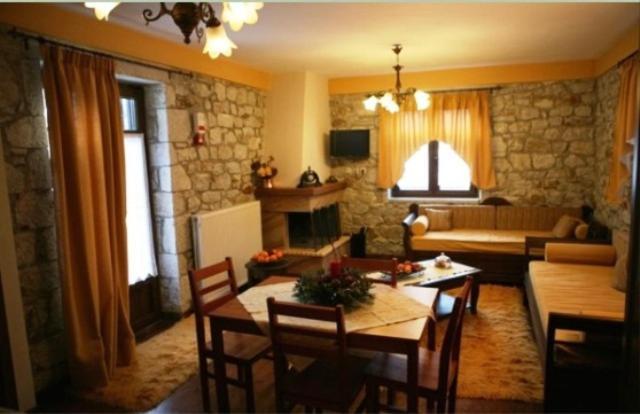 Meterizi Guesthouse Varvitsa Luaran gambar