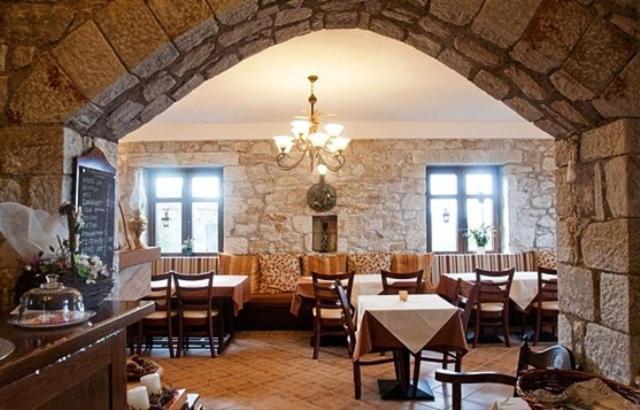 Meterizi Guesthouse Varvitsa Luaran gambar